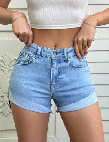 Pantaloni scurti SHEIN, albastru Albastru