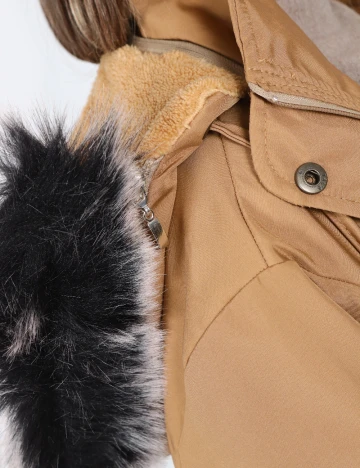 Geaca SHEIN, maro Maro