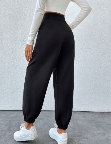 Pantaloni SHEIN, negru