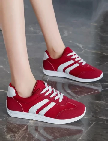 Adidasi SHEIN, rosu Rosu