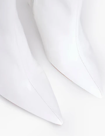 Botine PrettyLittleThing, alb