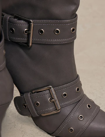 Cizme PrettyLittleThing, gri