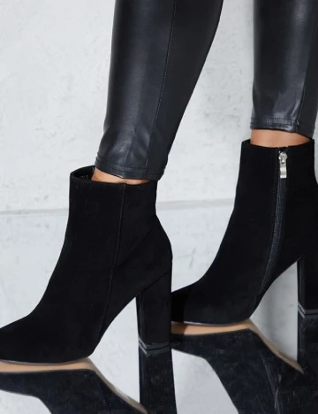 Botine PrettyLittleThing, negru