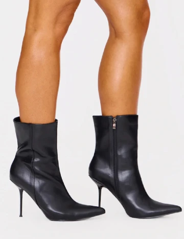 Botine PrettyLittleThing, negru