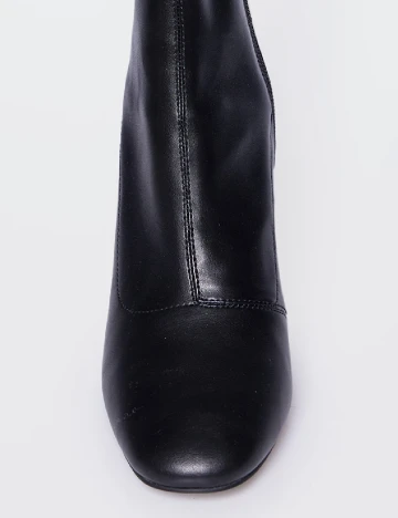 Botine PrettyLittleThing, negru