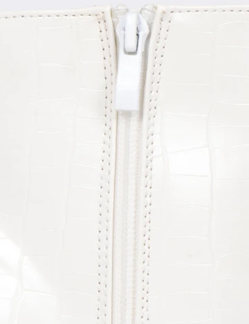 Botine PrettyLittleThing, alb