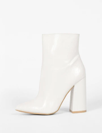 Botine PrettyLittleThing, alb