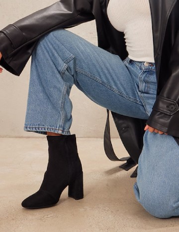 Botine PrettyLittleThing, negru