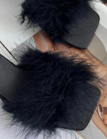 Saboti PrettyLittleThing, negru Negru