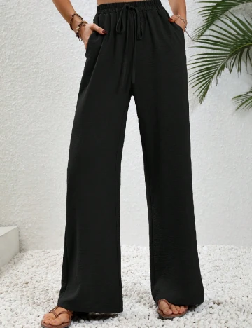 Pantaloni SHEIN, negru