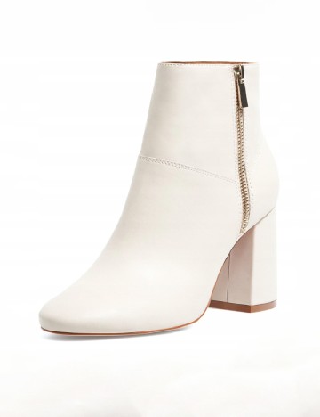 Botine Stradivarius, crem