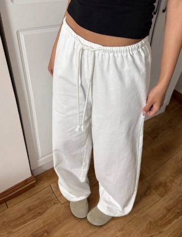 Pantaloni SHEIN, alb