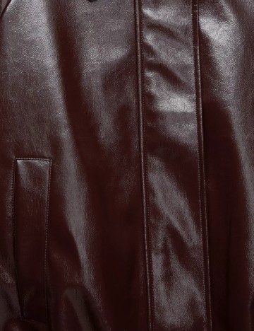 Jacheta Pull&Bear, visiniu