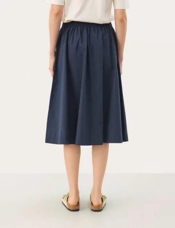 Fusta Part Two, bleumarin