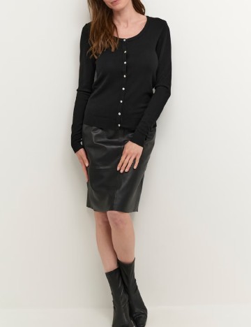 
						Cardigan Culture, negru