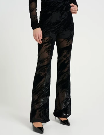 Pantaloni Gestuz, negru