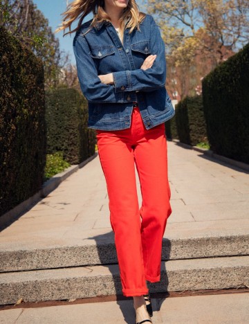 
						Blugi Saint Tropez, rosu