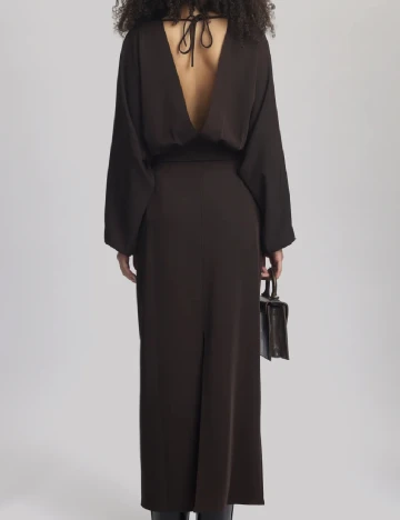 Fusta Gestuz, maro inchis