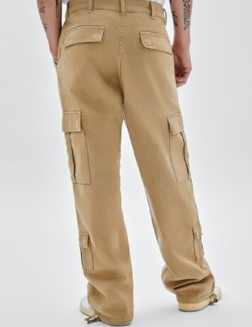 Pantaloni Guess, maro