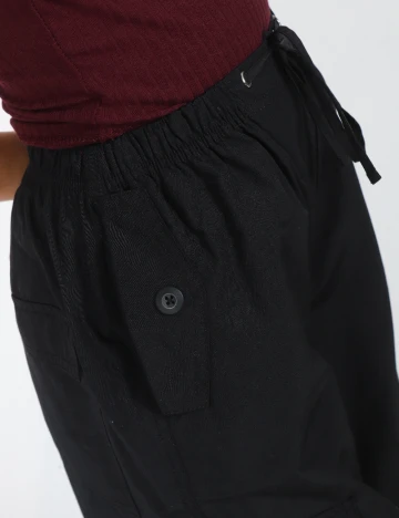 Pantaloni Bershka, negru