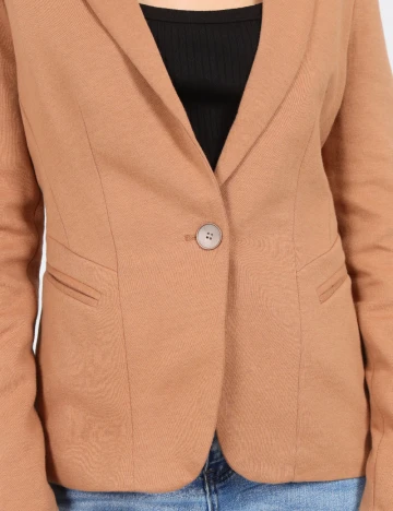 Sacou Bershka, maro Maro