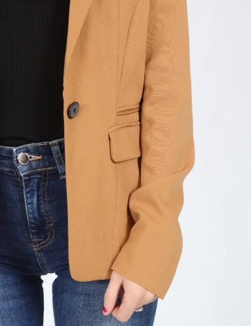 Sacou Bershka, maro Maro