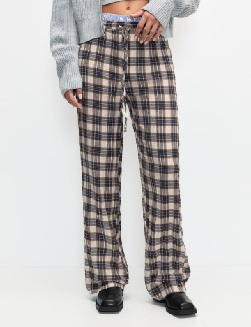 Pantaloni Pull&Bear, mix culori