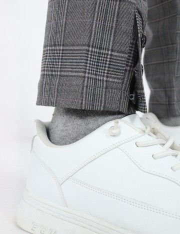 Pantaloni Bershka, gri