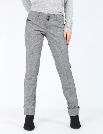 Pantaloni Bershka, gri