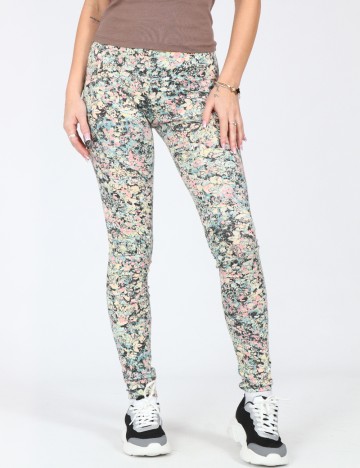 Colanti Bershka, mix culori