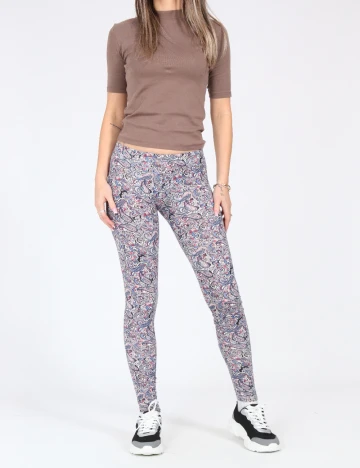 Colanti Bershka, mix culori