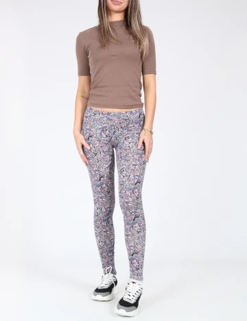 Colanti Bershka, mix culori