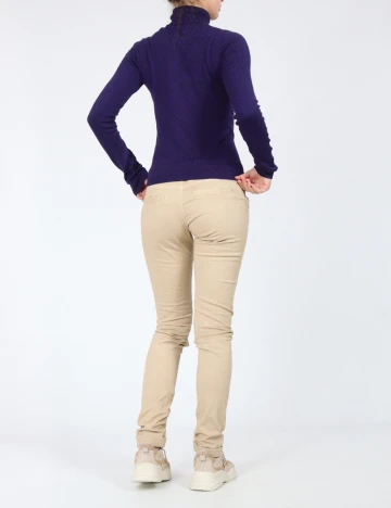 Pantaloni Bershka, crem