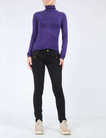 
						Pantaloni Bershka, negru