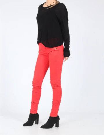 Pantaloni Bershka, rosu