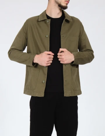 Jacheta Bershka, verde Verde