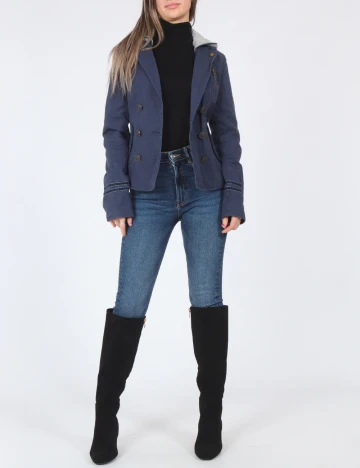 Jacheta Bershka, bleumarin