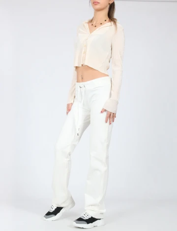 Pantaloni Bershka, alb