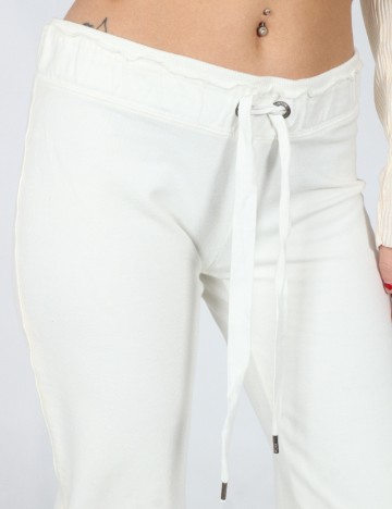 Pantaloni Bershka, alb