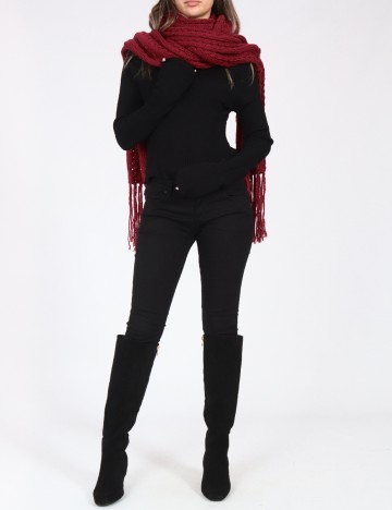 Fular Bershka, visiniu