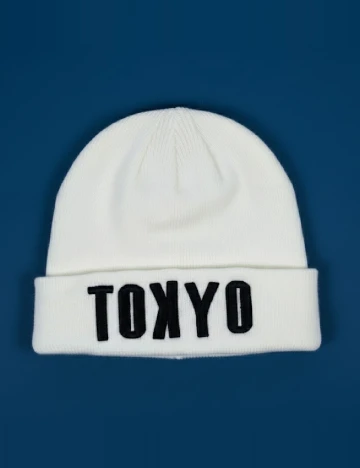 Caciula Bershka, ecru