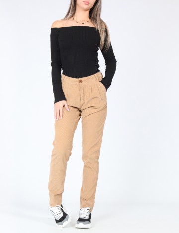 Pantaloni Bershka, maro