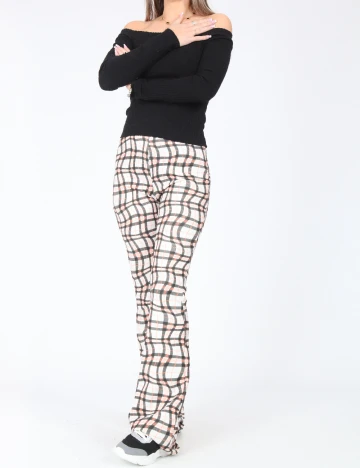 Pantaloni Bershka, mix culori
