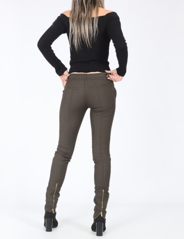 Pantaloni Bershka, verde