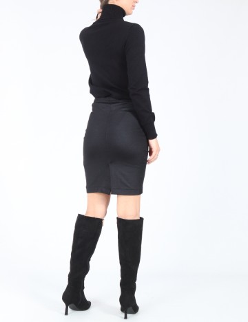 Fusta Bershka, negru