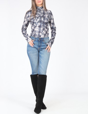 
						Body Bershka, albastru