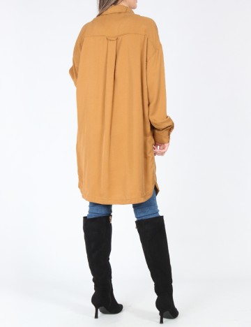 Jacheta Bershka, maro