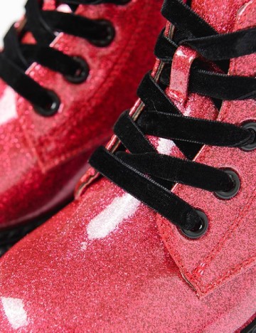 Ghete Cool Club, rosu