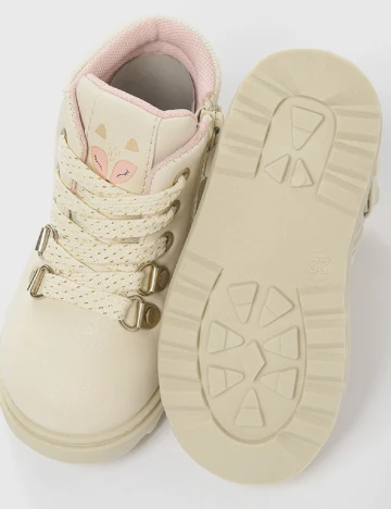 Ghete Cool Club, crem