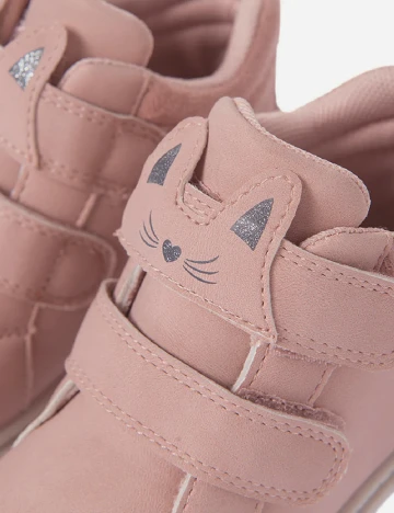 Ghete Cool Club, roz